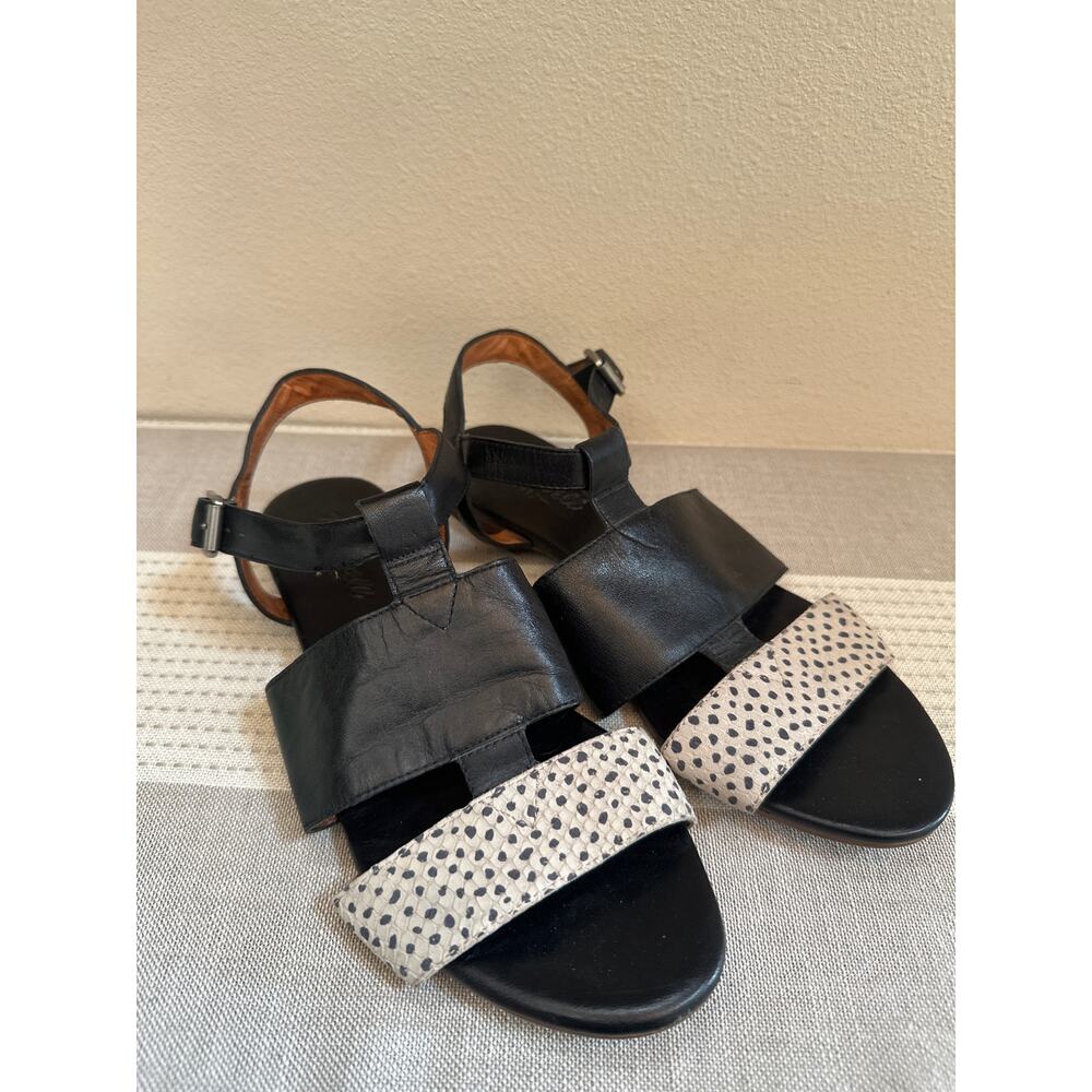 Madewell Danny ankle strap leather sandals Black & white polka dot Size 8